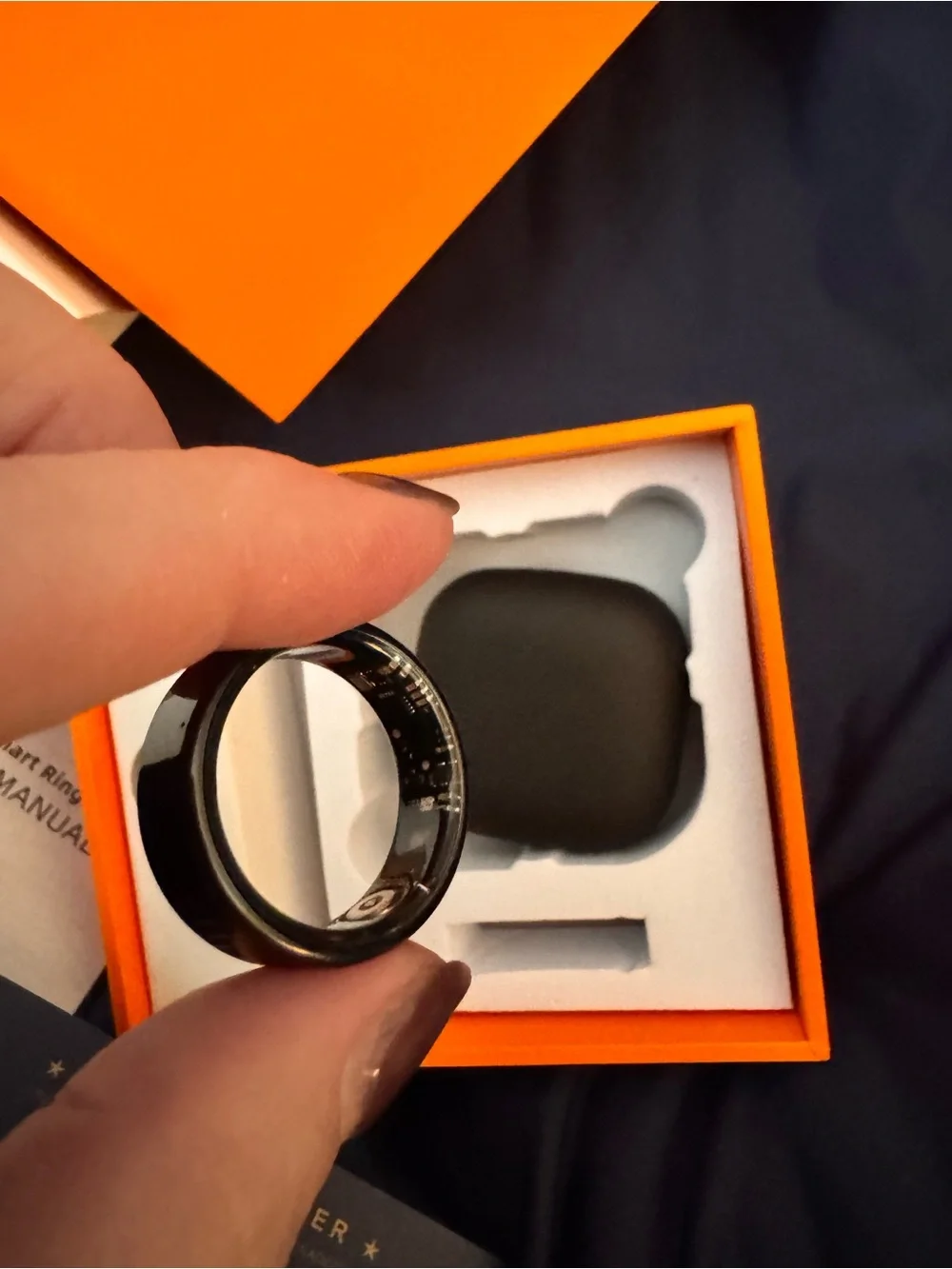 Black Smart Wellness Ring – Advanced Activity & Sleep Tracker